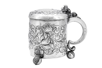 Lot 156 - A late 17th century Norwegian unmarked silver peg tankard, probably Bergen circa 1680