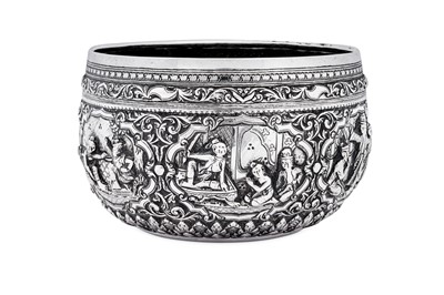 Lot 211 - An early 20th century Burmese unmarked silver small bowl, Rangoon circa 1910