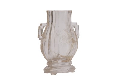 Lot 263 - A CHINESE ROCK CRYSTAL VASE.