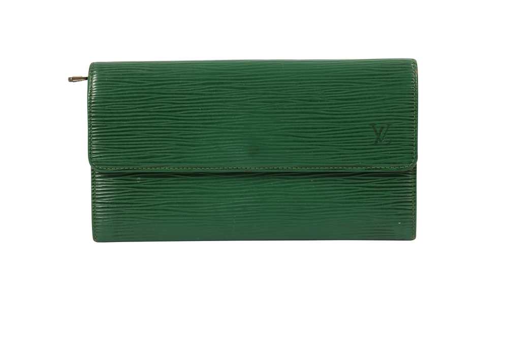 louis vuitton green epi leather