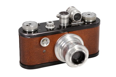 Lot 132 - A Corfield Periflex Original Camera