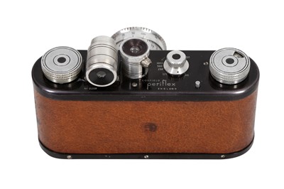 Lot 132 - A Corfield Periflex Original Camera