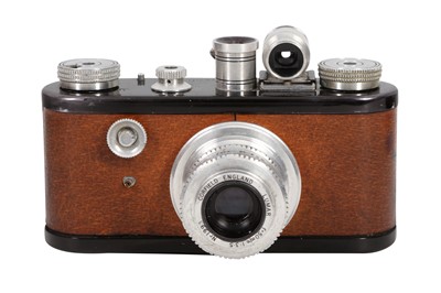 Lot 132 - A Corfield Periflex Original Camera