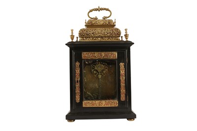 Lot 310 - A QUEEN ANNE PERIOD EARLY 18TH CENTURY QUARTER CHIMING TABLE CLOCK SIGNED WILLIAM SPEAKMAN