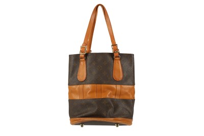 Lot 393 - LOUIS VUITTON FRENCH COMPANY VINTAGE MONOGRAM BUCKET BAG