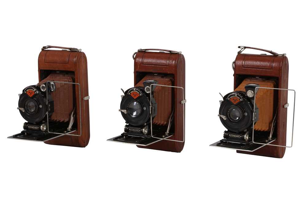 Lot 184 - A Group of Agfa Standard 255 Luxus Folding Cameras