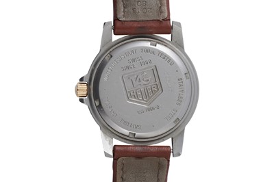 Lot 53 - TAG HEUER.