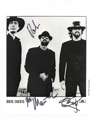 Lot 1151 - Bee Gees