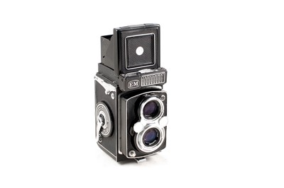 Lot 159 - A Good Yashica-Mat EM 120 TLR.