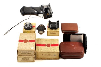 Lot 339 - Quantity of Rolleiflex & Rolleicord Accessories, inc Panorama Heads.