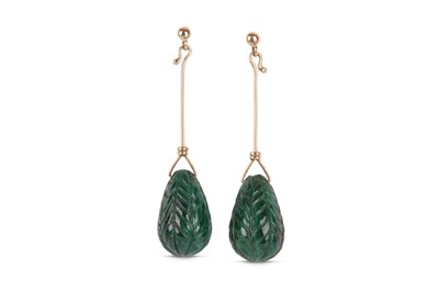 Lot 330 - A PAIR OF MALACHITE EARRINGS