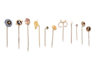 Lot 332 - A COLLECTION OF STICK PINS