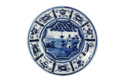 Lot 159 - A DELFT TIN GLAZED POTTERY PLATE, 17TH/18TH CENTURY