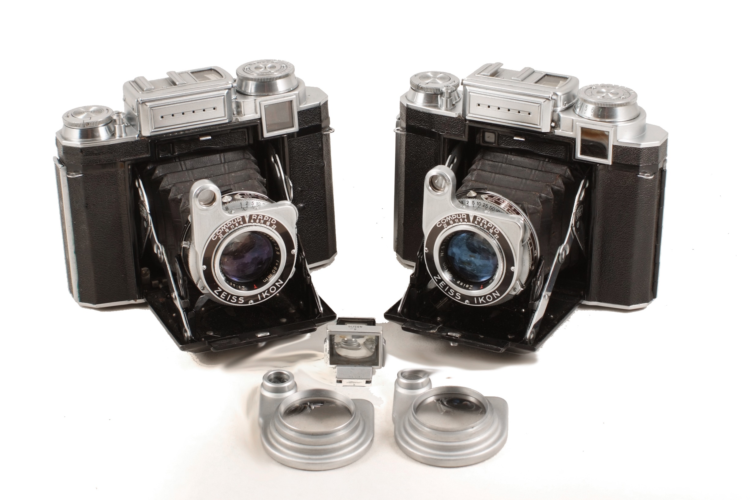 Lot 190 - A Pair of Zeiss 533/16 Super Ikonta A