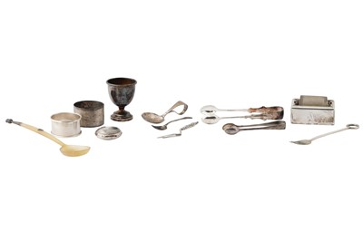 Lot 289 - A COLLECTION OF STERLING SILVER ITEMS