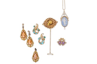 Lot 336 - A COLLECTION OF ANTIQUE AND VINTAGE JEWELLERY