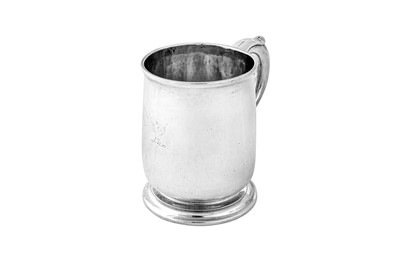 Lot 697 - A George I Britannia standard silver mug, London 1719 by Benjamin Blakely (reg. 10th Oct 1715)