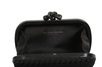 Lot 405 - Bottega Veneta Black Knot Clutch