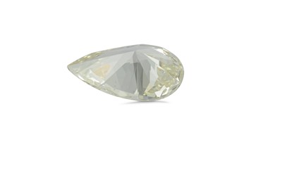 Lot 92 - A diamond pendant