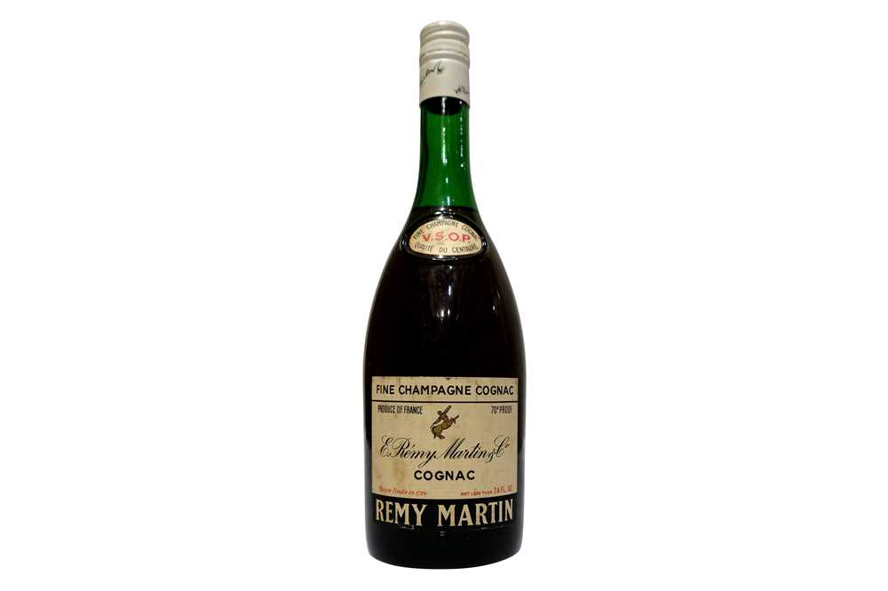Lot 592 - Remy Martin Fine Champagne VSOP