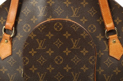 Lot 243 - Louis Vuitton Monogram Ellipse GM