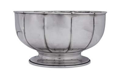 Lot 145 - A late 20th century Italian 800 standard silver footed bowl, Padova maker numeral 240