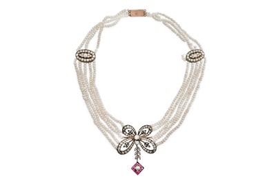 Lot 135 - A pearl, ruby and diamond necklace