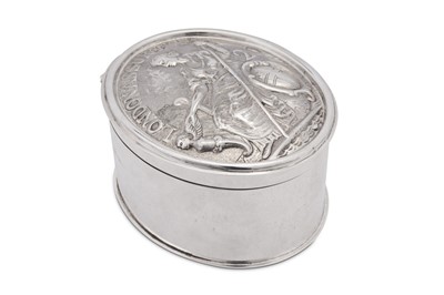 Lot 406 - An Elizabeth II sterling silver box, London 1967 by Tessiers Ltd (Herbert & Laurie Parsons)
