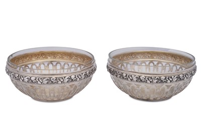Lot 96 - A pair of early 20th century German 800 standard silver bowls, Berlin circa 1910 by Franz Mosgau