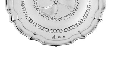 Lot 428 - An Elizabeth II Channel Islands sterling silver ‘Art and Crafts’ salver, Guernsey 1975 by Bruce Russell (active from 1974)