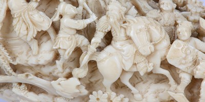 Lot 62 - λ A LARGE AND IMPRESSIVE CHINESE IVORY CARVING.