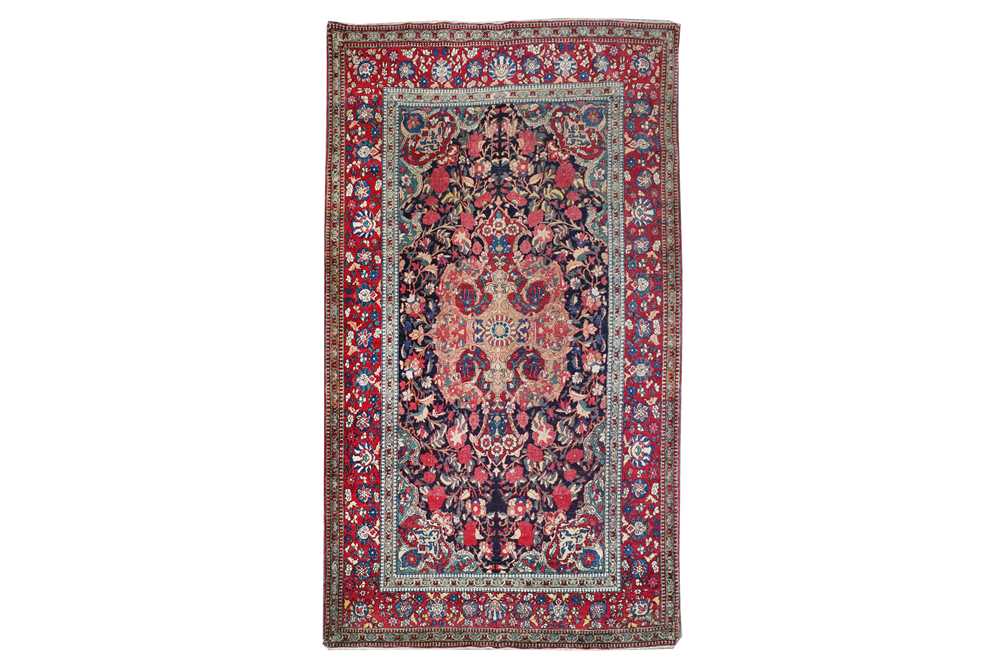 Lot 122 - A VERY FINE ANTIQUE ISFAHAN RUG, CENTRAL PERSIA