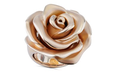 Lot 54 - Zegg & Cerlati  |  A rose ring