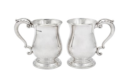 Lot 408 - A pair of George VI sterling silver pint mugs, Sheffield 1950 by Stower & Wragg Ltd