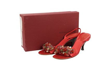 Lot 664 - Bottega Veneta Metallic Coral Embellished Sandal - Size 38