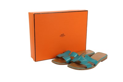 Lot 665 - Hermes Oran Sandals Teal and Bronze - Size 39