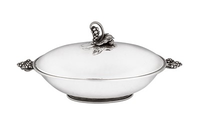 Lot 152 - A mid-20th century Danish sterling silver entrée dish or vegetable tureen, Copenhagen circa 1950 by Georg Jensen