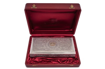 Lot 249 - Royal interest – A cased mid-20th century Iranian (Persian) silver cigarette box, Isfahan circa 1967 mark of Husain Parvaresh