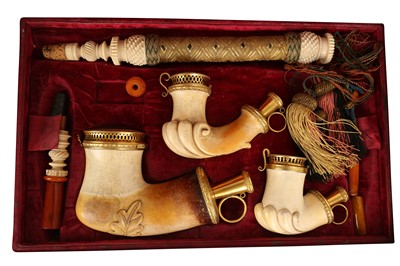 Lot 626 - A FINE SILVER-GILT MOUNTED MEERSCHAUM PIPE SET IN OTTOMAN STYLE