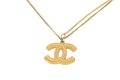Lot 321 - Chanel CC Logo Pendant Necklace