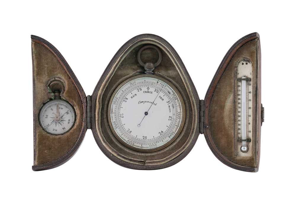 Lot 10 - AN EARLY 20TH CENTURY TRAVELLING SET WITH BAROMETER, COMPASS AND THERMOMETER