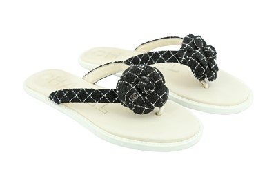 Lot 378 - Chanel Black Tweed Camelia Thong Sandals - Size 39