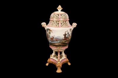 Lot 172 - A 19TH CENTURY LOUIS XVI STYLE PORCELAIN URN DEPICTING A HUNTING SCENE