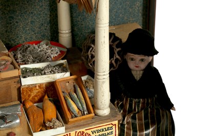 Lot 258 - DIORAMA: A DIORAMA OF A FISH SHOP MARKET STALL ENTITLED NORTH'S FRESH LOBSTERS, 20TH CENTURY