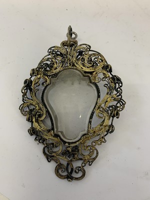Lot 19 - A 17TH CENTURY VENETIAN GILT METAL AND ROCK CRYSTAL RELIQUARY PENDANT