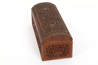 Lot 363 - A CARVED AND PIERCED SANDALWOOD LIDDED BOX