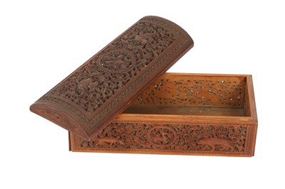 Lot 363 - A CARVED AND PIERCED SANDALWOOD LIDDED BOX