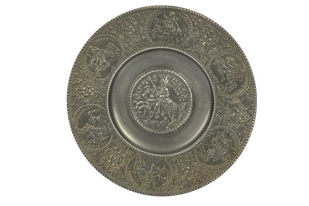 Lot 356 - A FRENCH PEWTER COMMEMORATIVE DISH