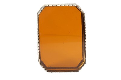 Lot 361 - AN INDO-PORTUGUESE AMBER GLASS AND SILVER FILIGREE BOX