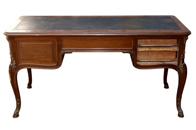 Lot 73 - A FRENCH WALNUT AND PARQUETRY INLAID WRITING TABLE, EARLY 20TH CENTURY